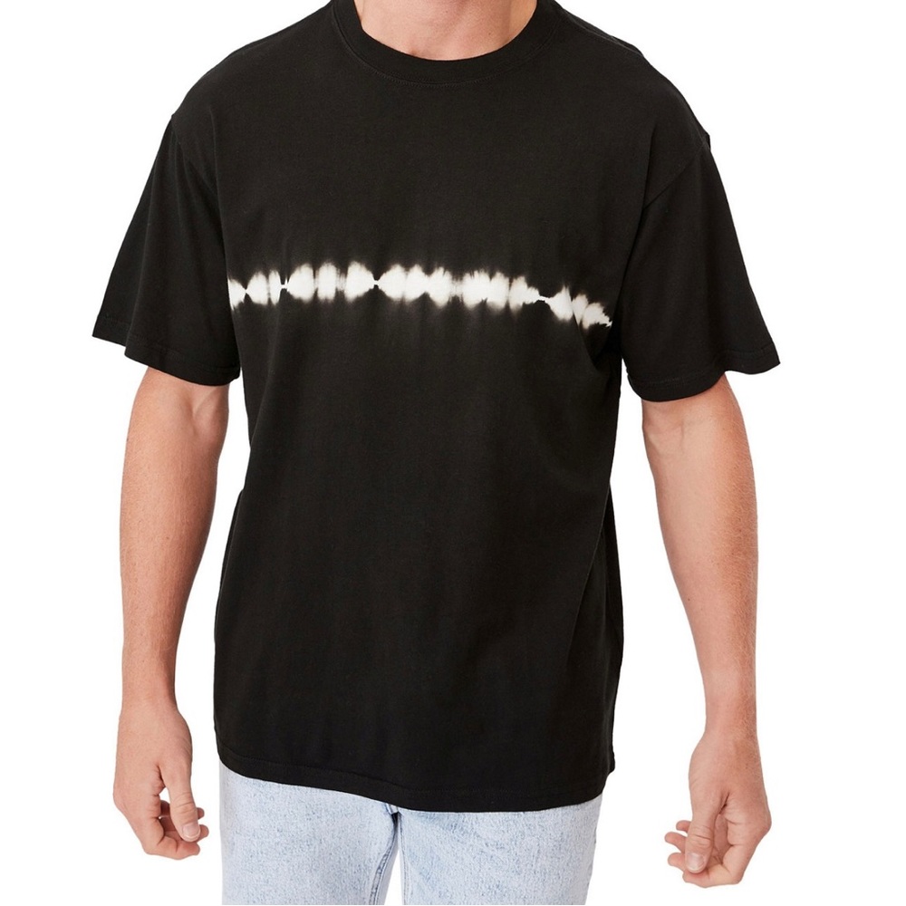 Cotton On Mens Loose Fit , Size Large Tshirt, Black, Great Condition